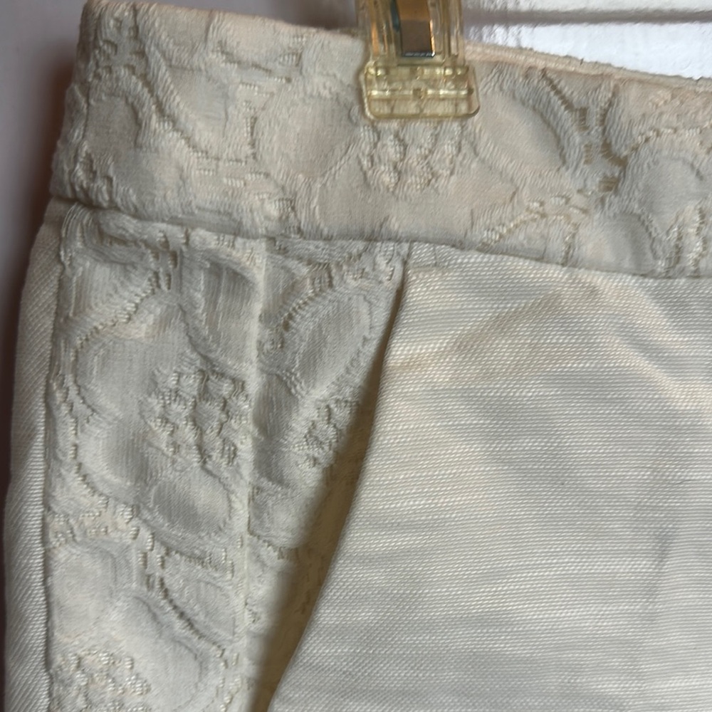 LOFT Cream High Waist Floral Shorts